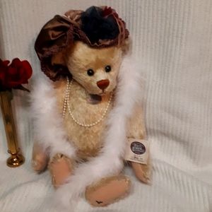 Vintage Ganz Cottage Collectibles Miss Fufu